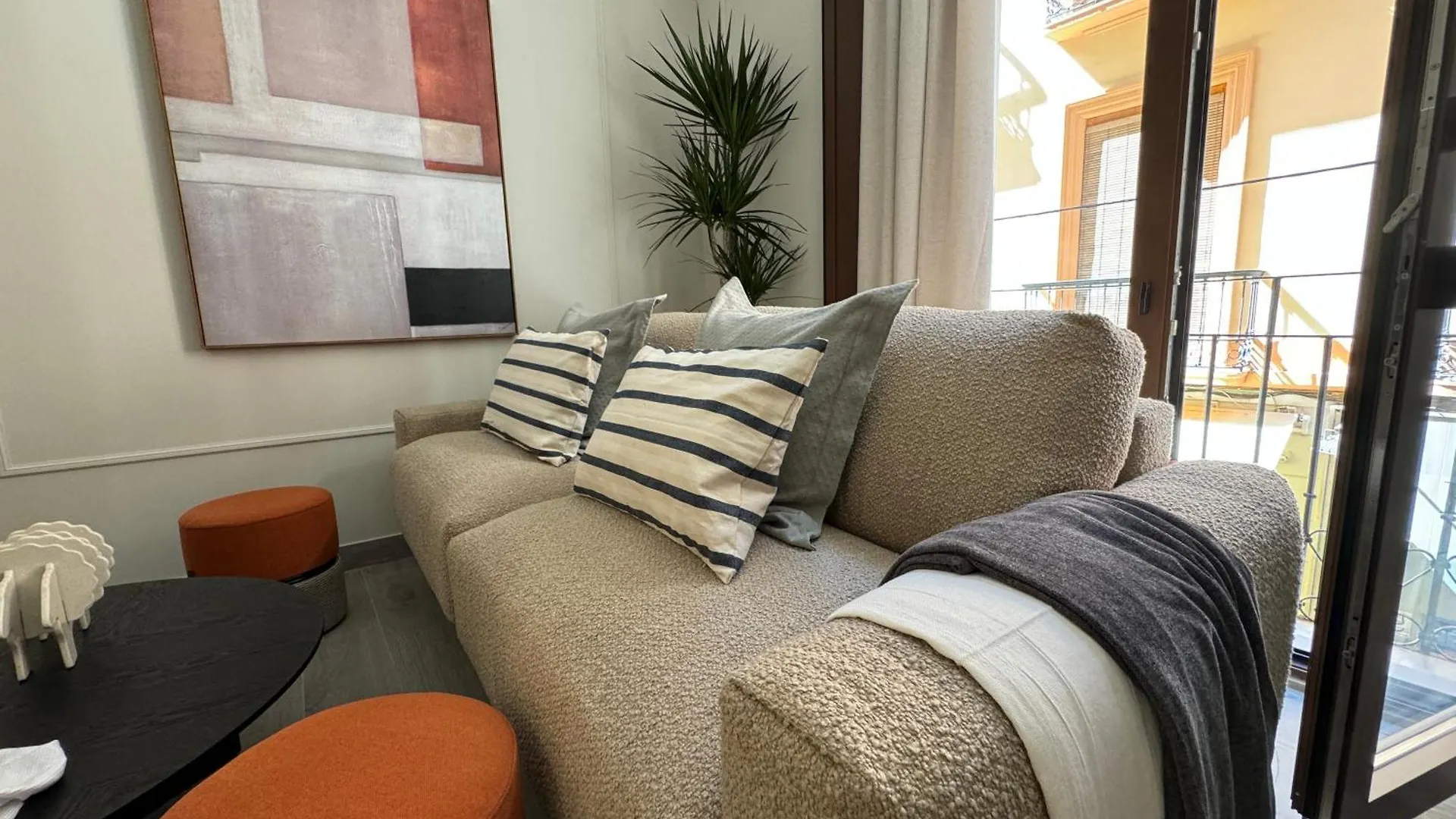 Suspiro 101 Cosmopolitan Loft Apartment Granada